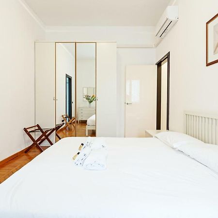 S. Maria Valle Central Roomy Flat Milão Exterior foto
